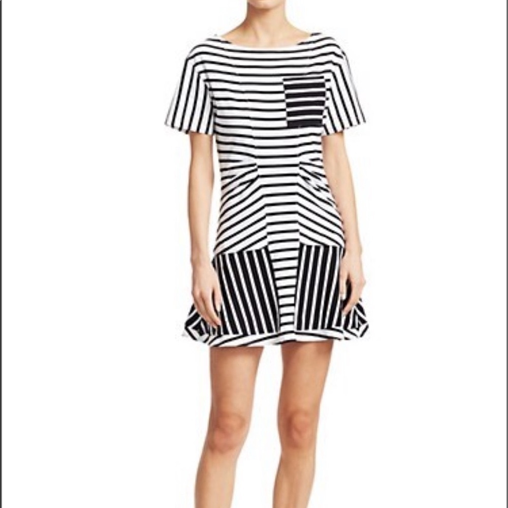 ✨ DEREK LAM Short-Sleeve Striped T-Shirt Dress✨